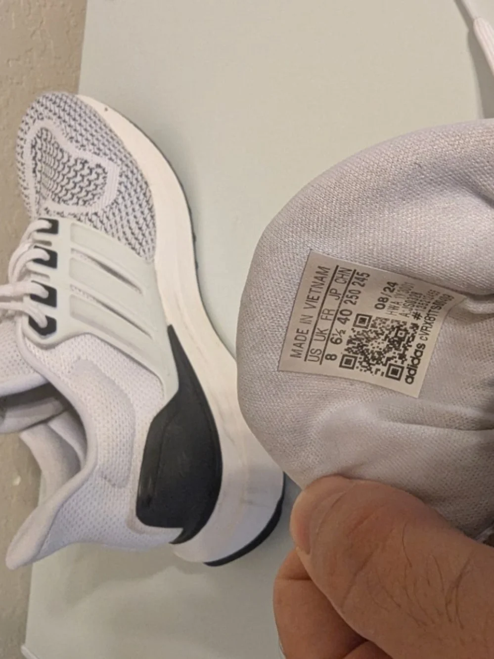 adidas Men’s White & Black Knit Running Sneakers
